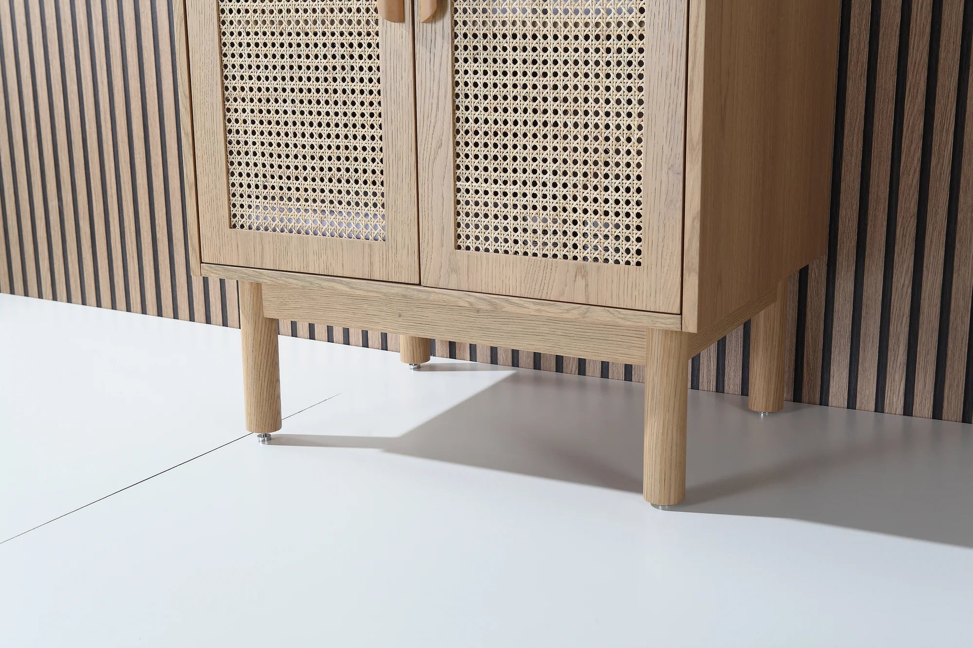 NARA SINGLE MID-CENTURY FREESTANDING BATHROOM VANITY