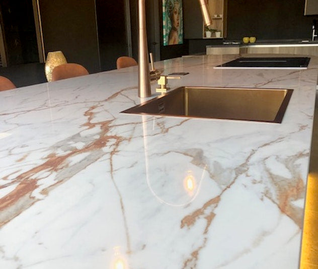 Awake Dekton - Onirika Jumbo Format: 132.28X65.75 in