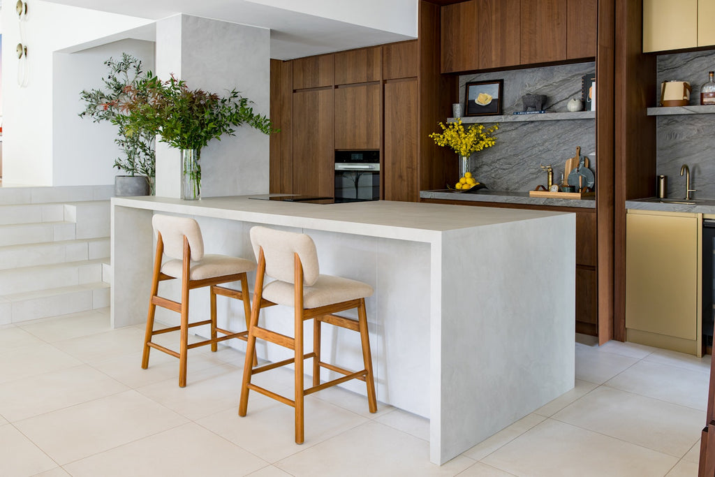 Helena Dekton - Stonika Jumbo Format: 132.28X65.75 in