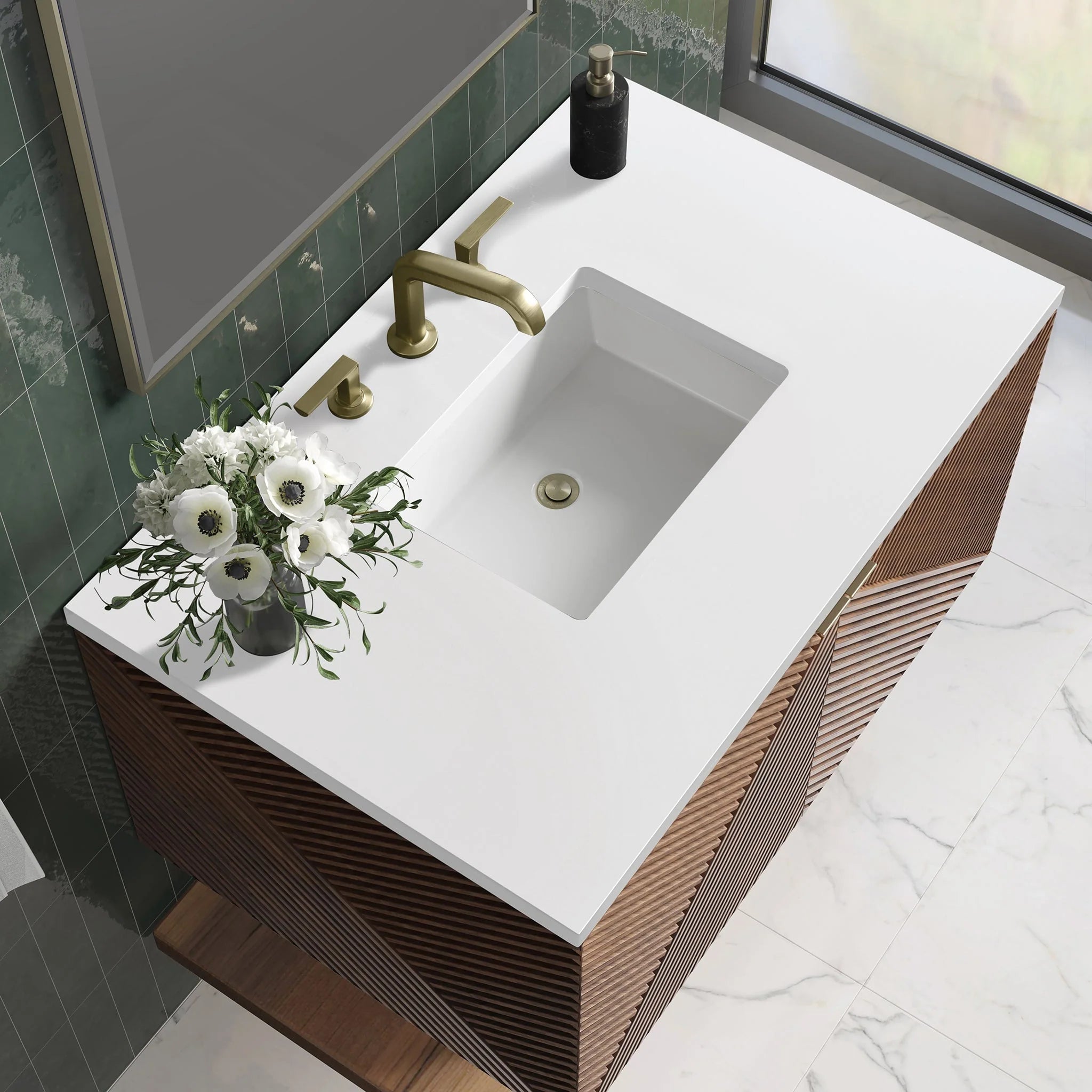 Marcello Single Vanity, Chestnut w/ 3 CM White Zeus Top